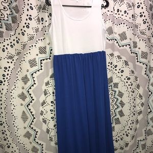 Maternity maxi dress